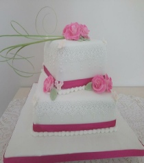 2 Tier Rose and Sugar Lace Wedding Cake, Annes Cakes For All Occasions, Sudbury Suffolk, Essex, Norfolk, Cambridgeshire