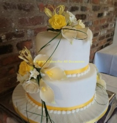 1 Tier Rose and Calla Lilly Wedding Cake,  Anne's Cakes for All Occasions, Sudbury Celebration Cake, Suffolk Wedding Cakes